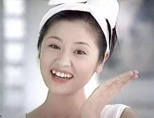 哪些明星做过牙齿,牙齿矫正与美容之旅